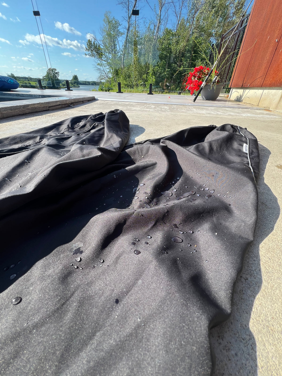 Zanima's black baggy snow pants